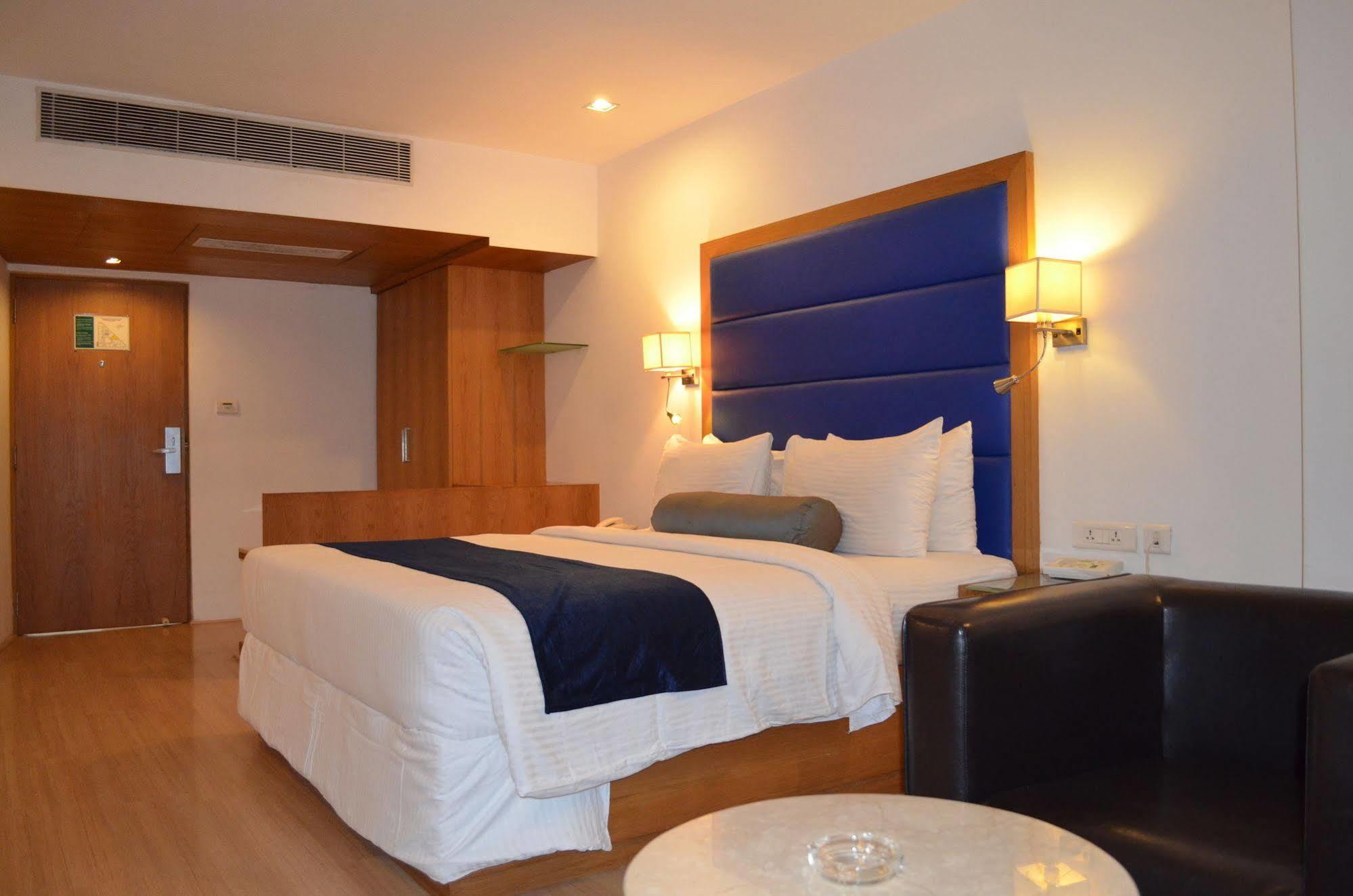Peerless Hotel Hyderabad Exterior photo